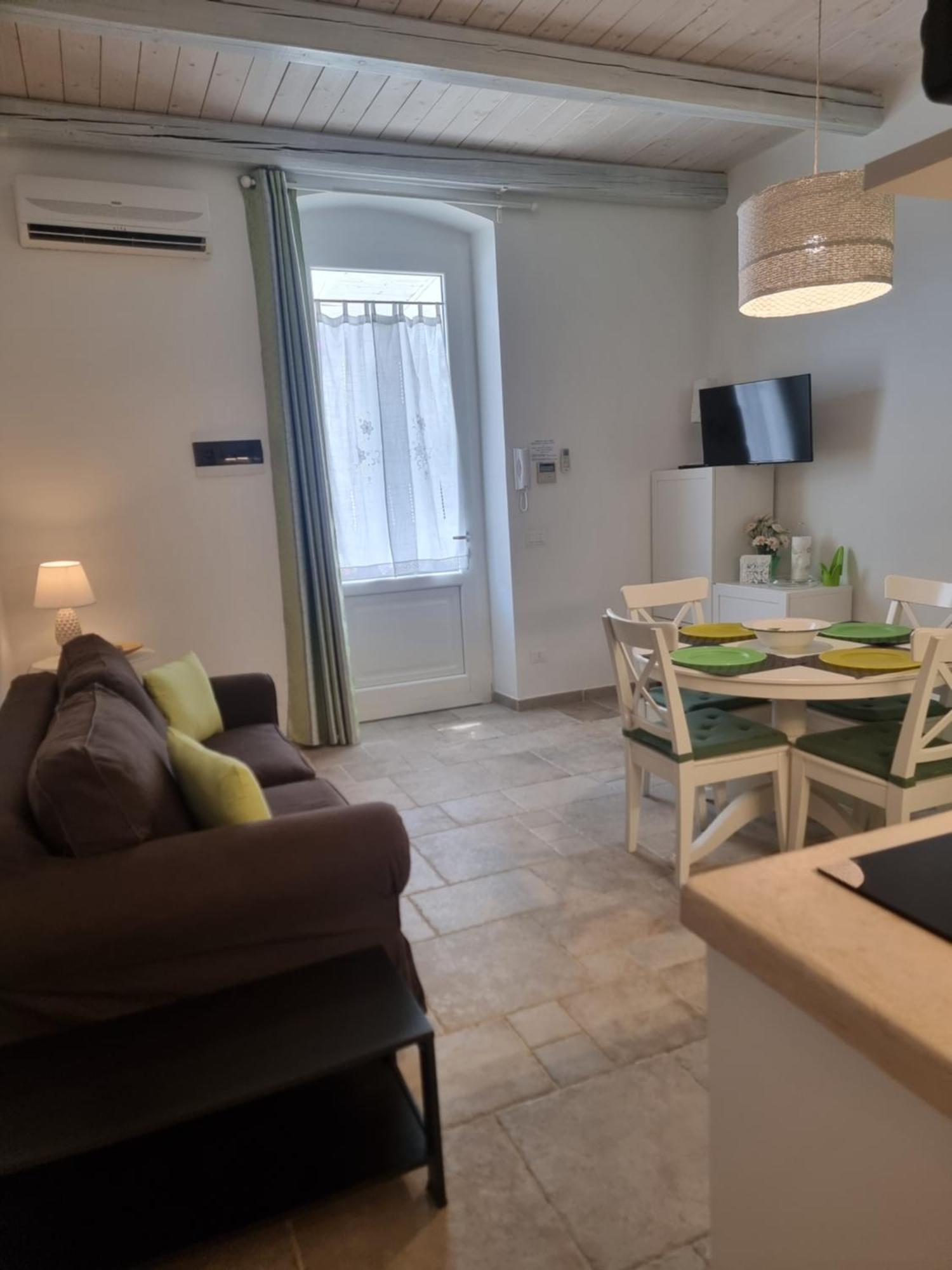 Villini Di Sant'Andreas Apartment Монополи Екстериор снимка